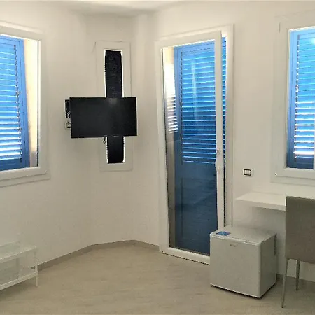 Estasi Sul Mare Bed & Breakfast